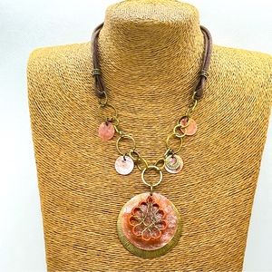 Coldwater Creek 22’ Necklace Brown Leather Gold Tone Metal Flower Peach Accents